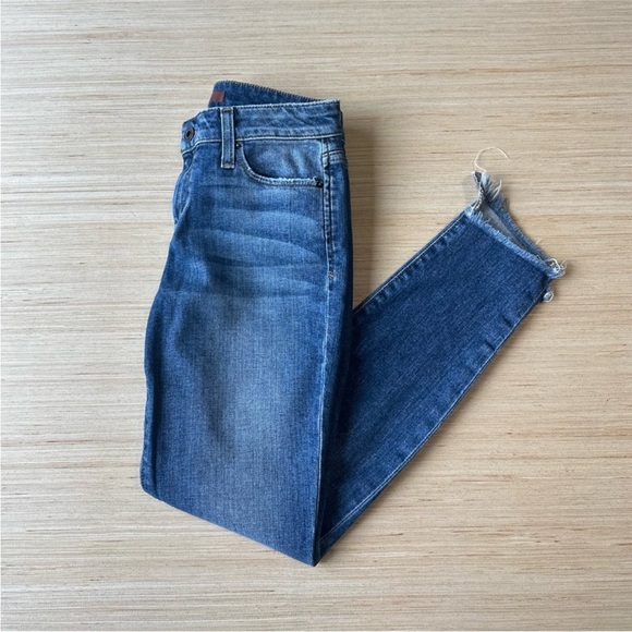 Joe's Collectors Edition Mid Rise Skinny
Ankle Jean - Picture 4 of 8